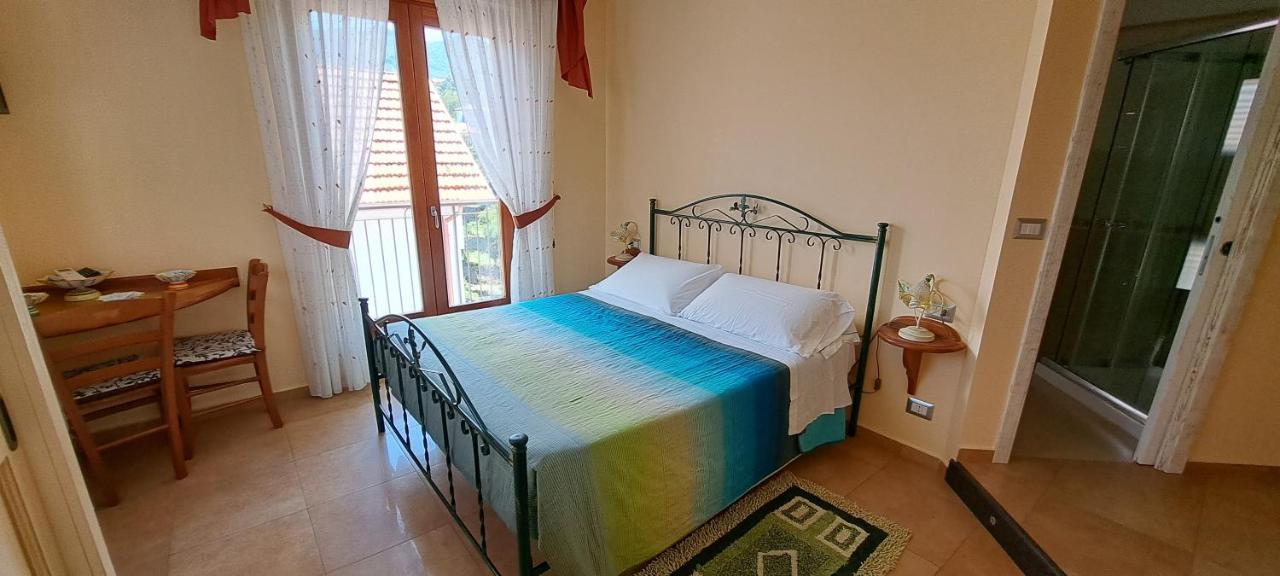 B&B Springs Of Gods Pianillo Extérieur photo
